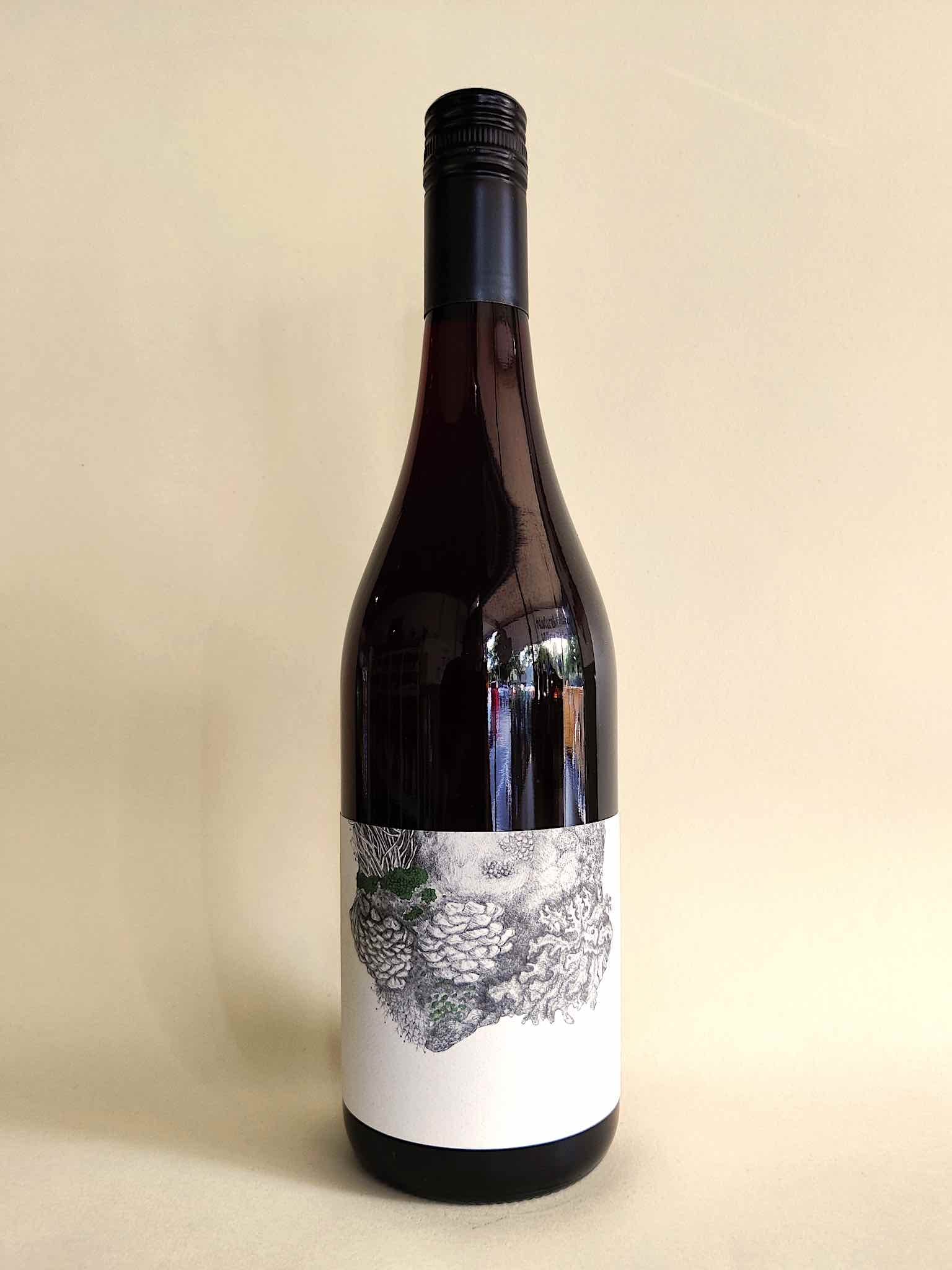 A 750ml bottle of Fleet Wines Syrah from the Yarra Valley, Victoria. 